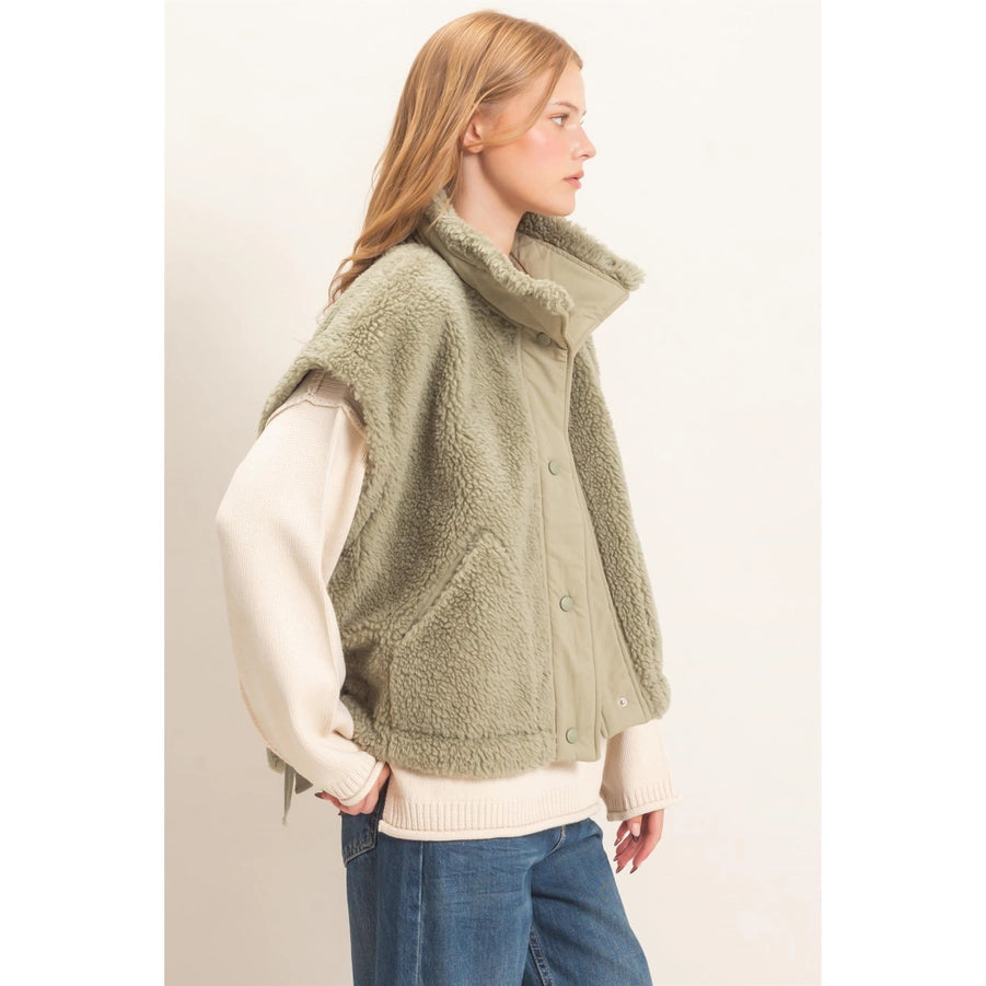 SHERPA VEST WITH SNAP CLOSURE-OLIVE