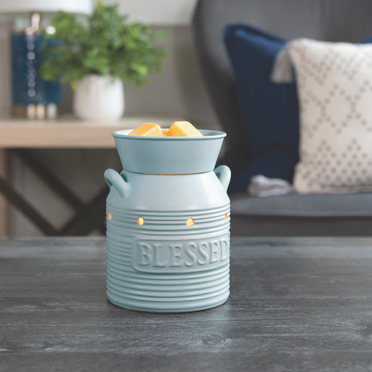 BLUE BLESSED ILLUMINATION WARMER