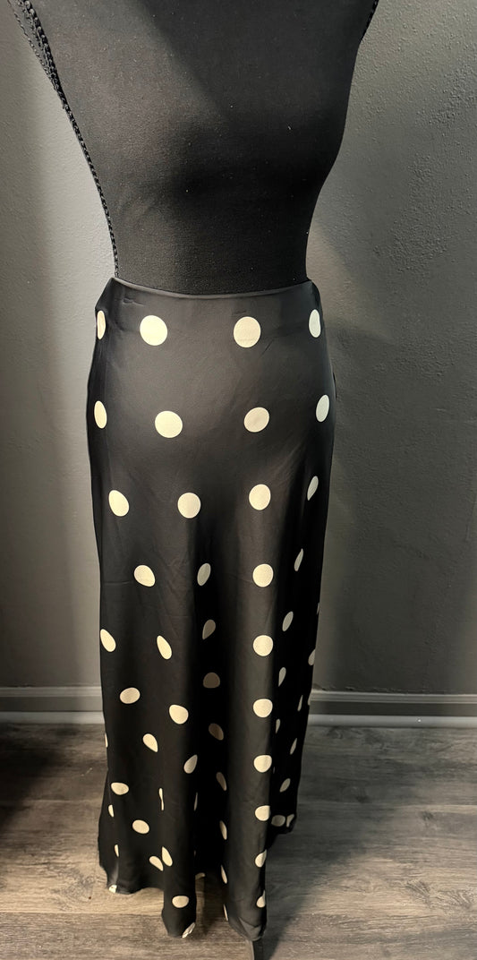BLACK & WHITE POLKA DOT SKIRT