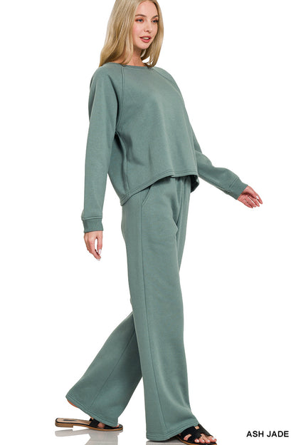 Fleece raglan sleeve pullover