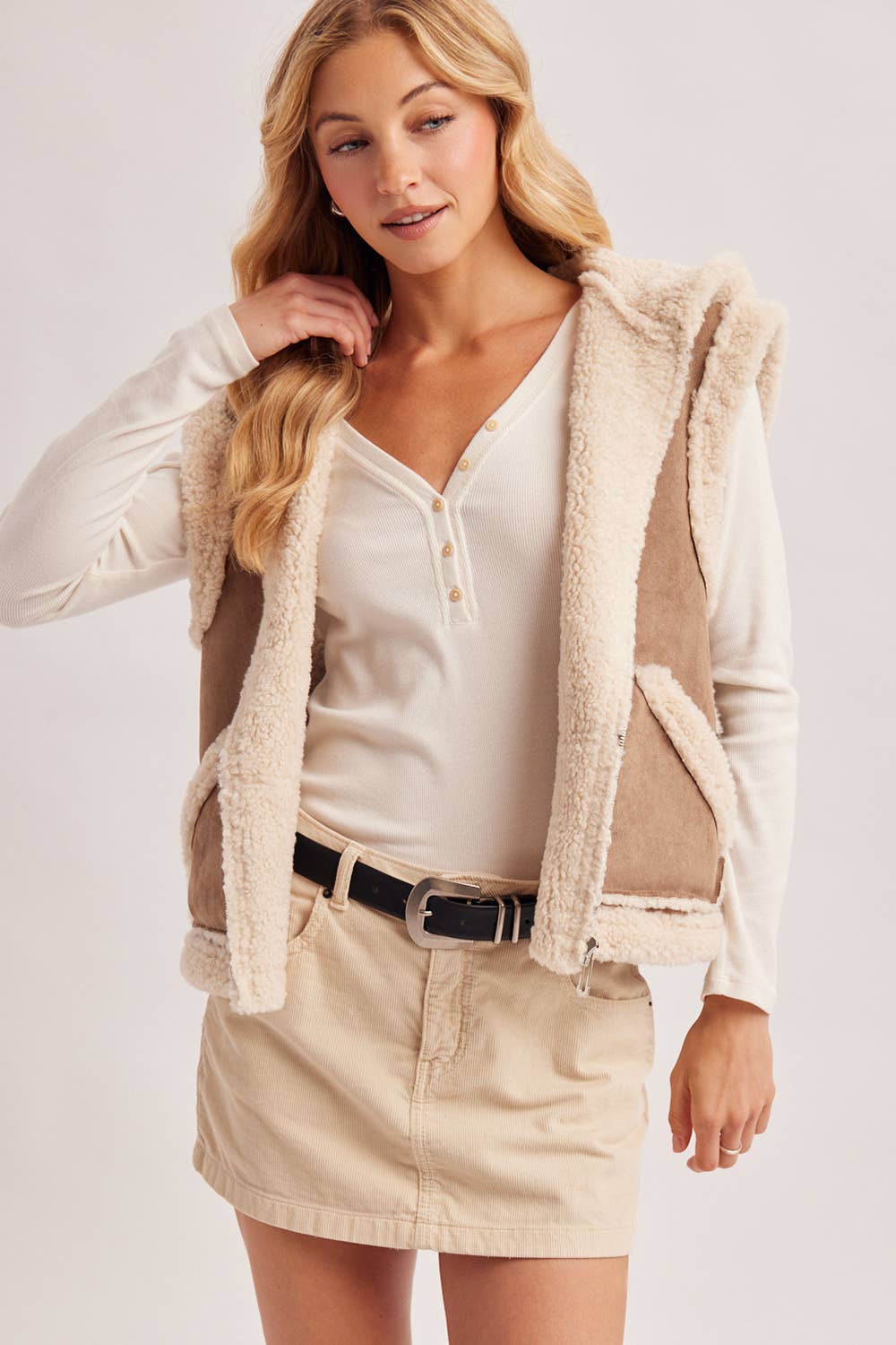ZIPPER FRONT SHEARLING SUEDE HOODED VEST