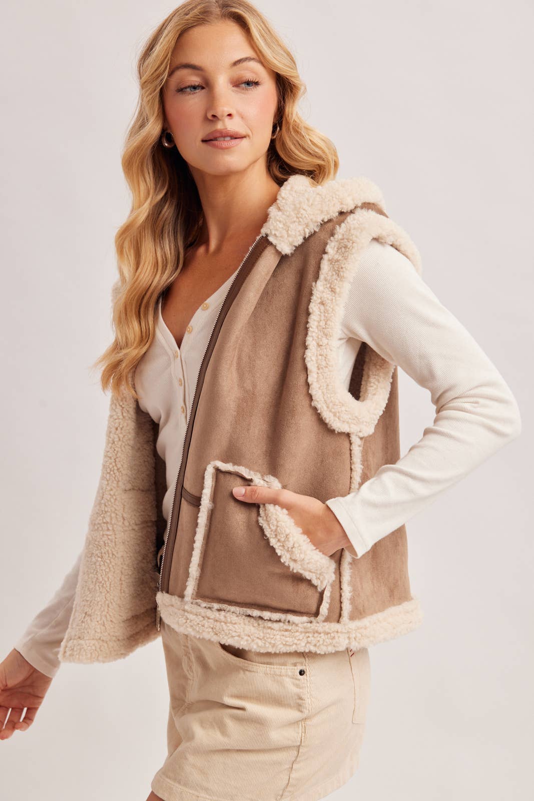 ZIPPER FRONT SHEARLING SUEDE HOODED VEST