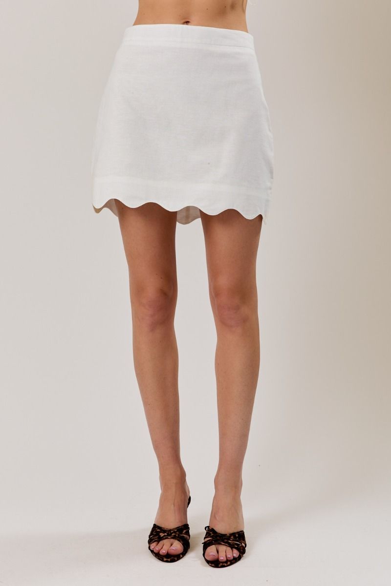 SCALLOP HEM MINI SKIRT